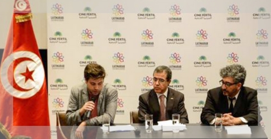 Conferencia de prensa de LatinArab. De izquierda a derecha, el director artístico Christian Mouroux, el embajador de Túnez Hichem Bayoudh y el director general Edgardo Bechara El Khoury.